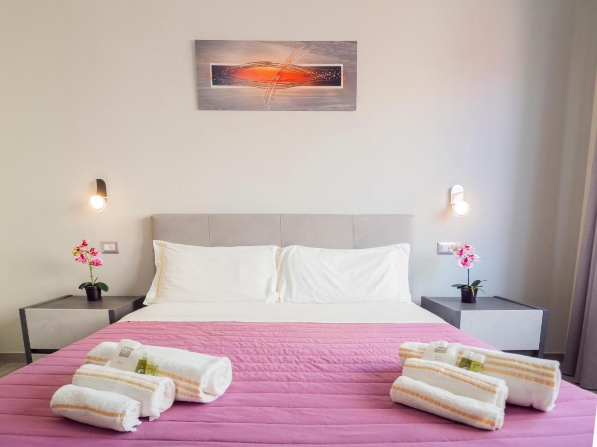 Sweet Dreams - Morada Hotel Cagliari Bagian luar foto